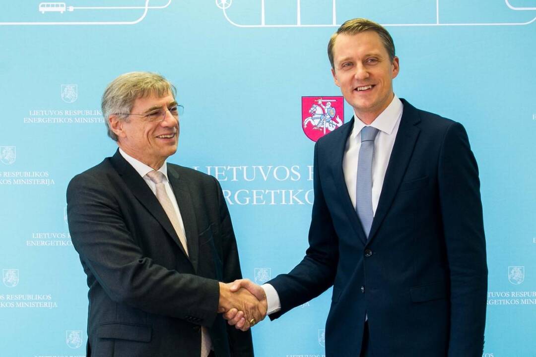 „Idex“ grupės prezidentas Tjeri Frankas de Preomonas ir Lietuvos energetikos ministras Žygimantas Vaičiūnas
