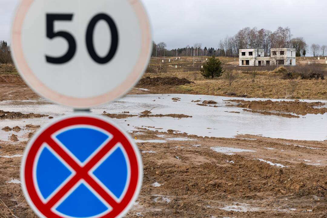 Užlieta Bendorėlių 1-osios alėjos atkarpa