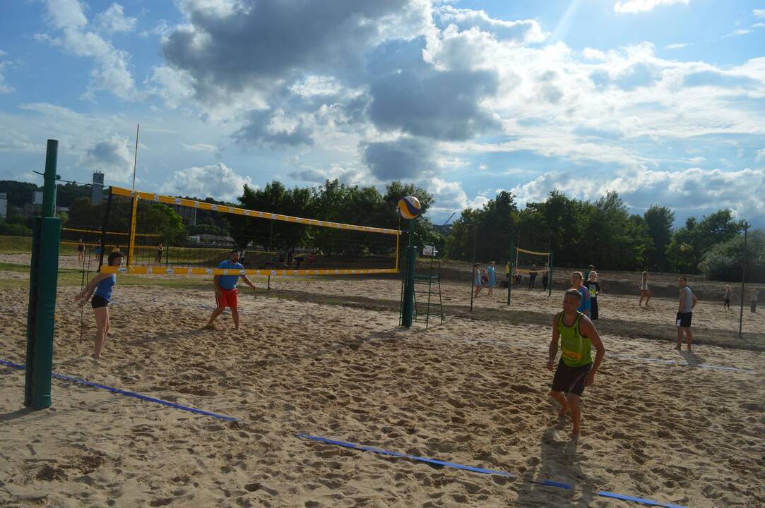 Tinklinio mėgėjai sportuoti galės Nemuno saloje