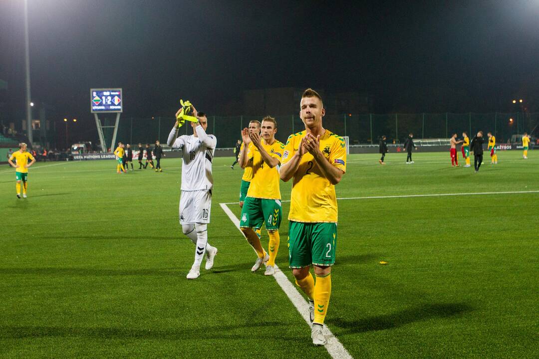 Futbolas: Lietuva-Rumunija 1:2