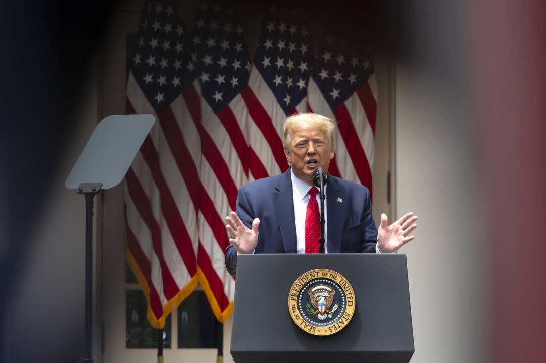 D. Trumpas: JAV ekonomika atsigauna sparčiau nei tikėtasi