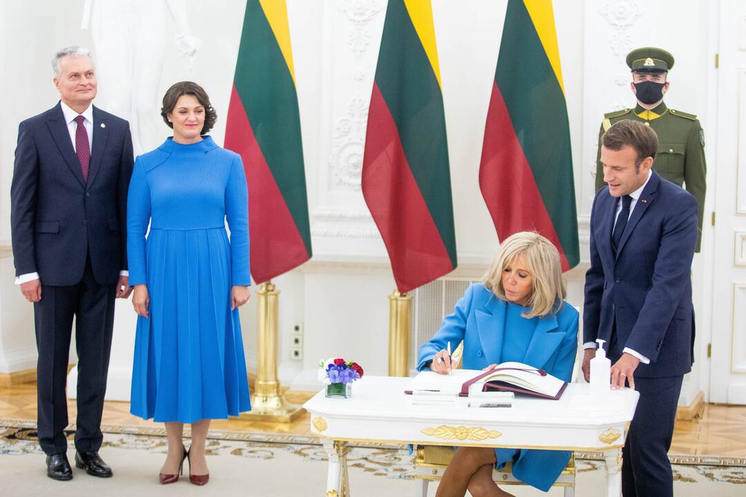 Į Lietuvą atvyko Prancūzijos prezidentas E. Macronas
