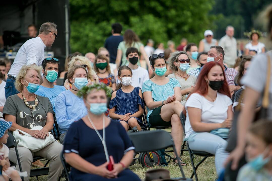 Joninių šventė Santakos parke