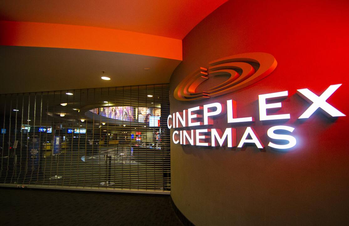 Suomijos kino teatrai dėl pandemijos siūlo privačius kino seansus