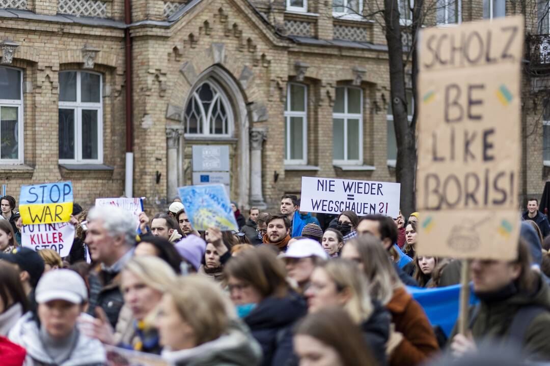 Protestas prie Vokietijos ambasados Vilniuje