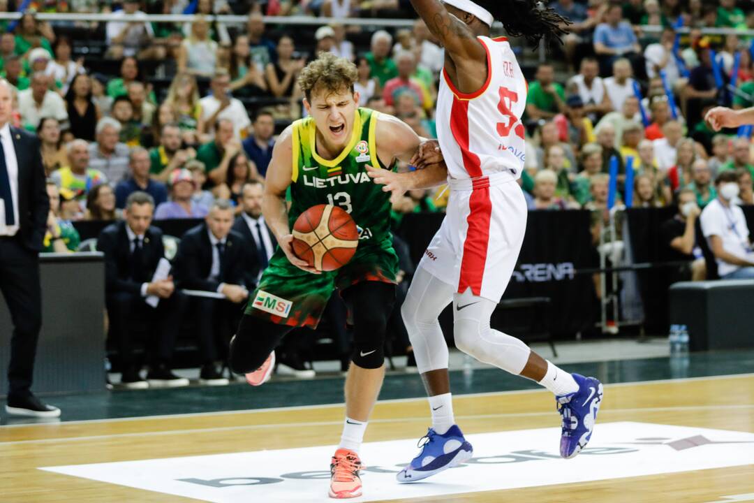 Pasaulio krepšinio čempionato atranka: Lietuva – Juodkalnija 90:73