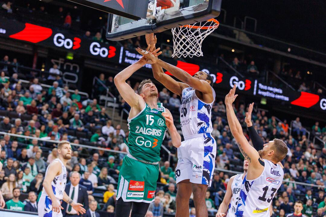 LKL: „Žalgiris“ – „Neptūnas“ 77:46