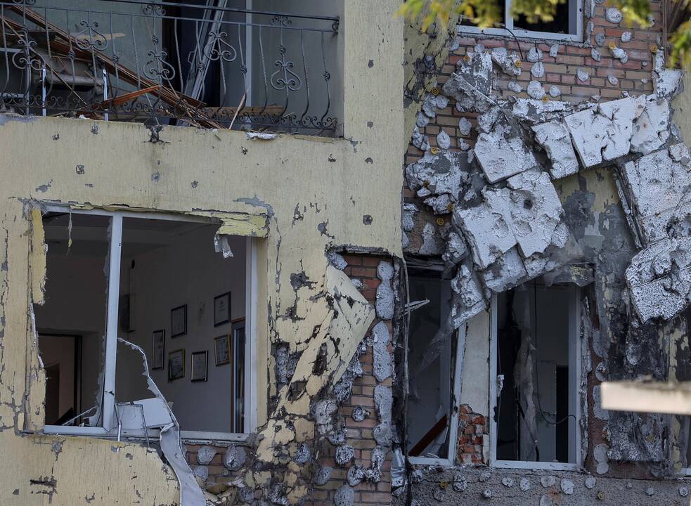 Okupantai ant Charkivo numetė tris valdomas aviacines bombas 