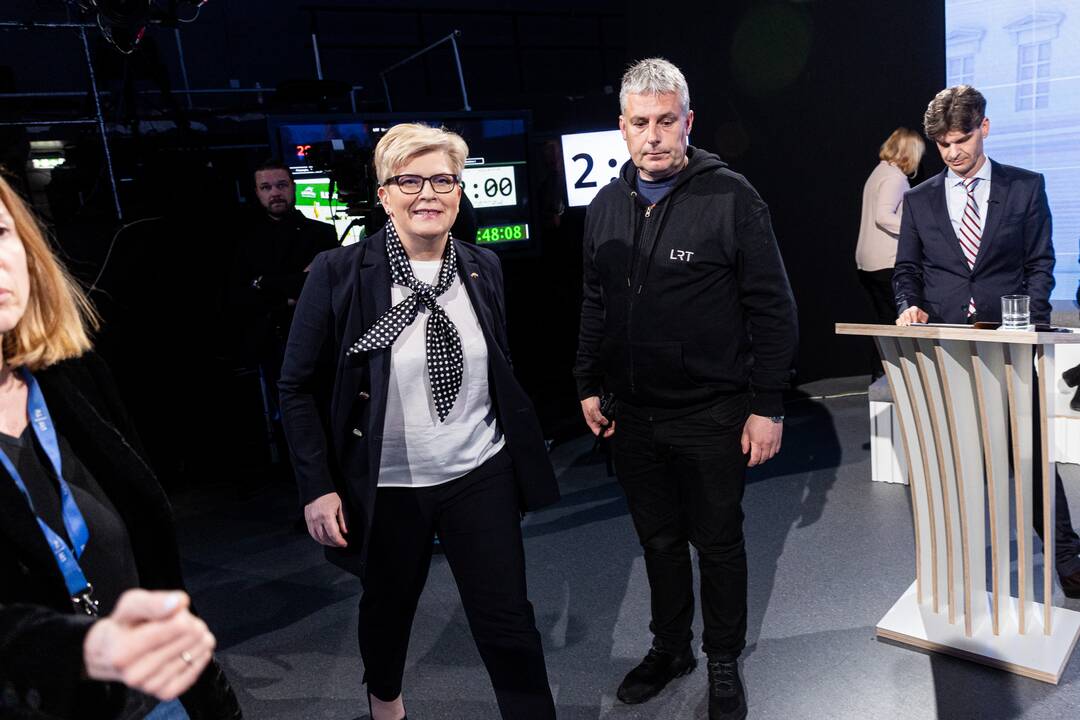 Pirmieji prezidento rinkimų kandidatų debatai