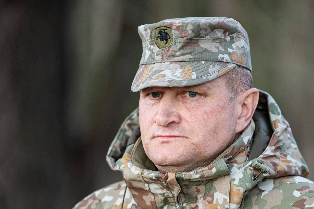 Pabradės gelbėjimo operacijos vadovo komentaras ir į poligoną vykstanti technika