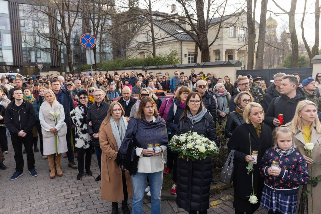 JAV karių pagerbimas prie JAV ambasados Vilniuje