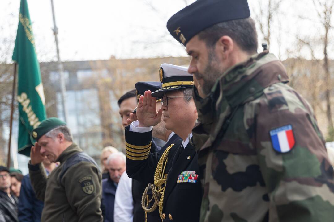 JAV karių pagerbimas prie JAV ambasados Vilniuje