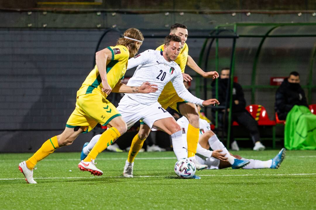 Pasaulio futbolo čempionato atranka: Lietuva - Italija 0:2