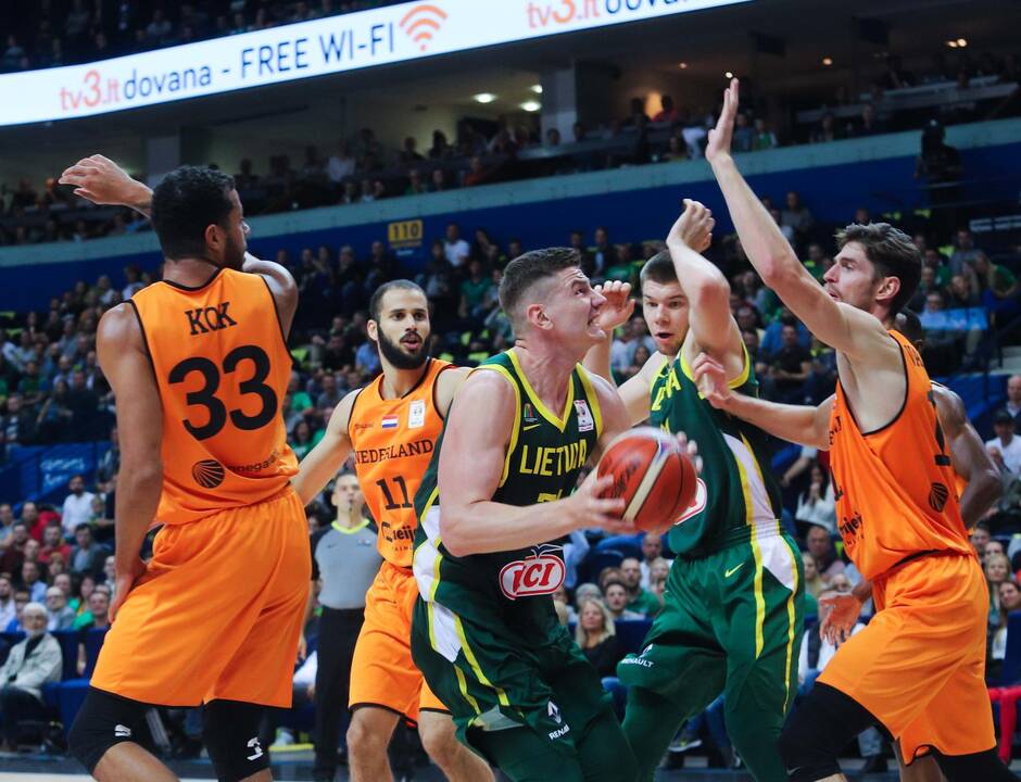 Krepšinis: Lietuva - Olandija 95:93