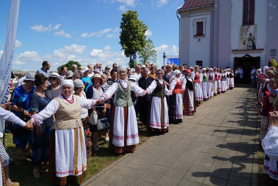 Tikintieji dėkojo už M. Giedraičio pripažinimą palaimintuoju