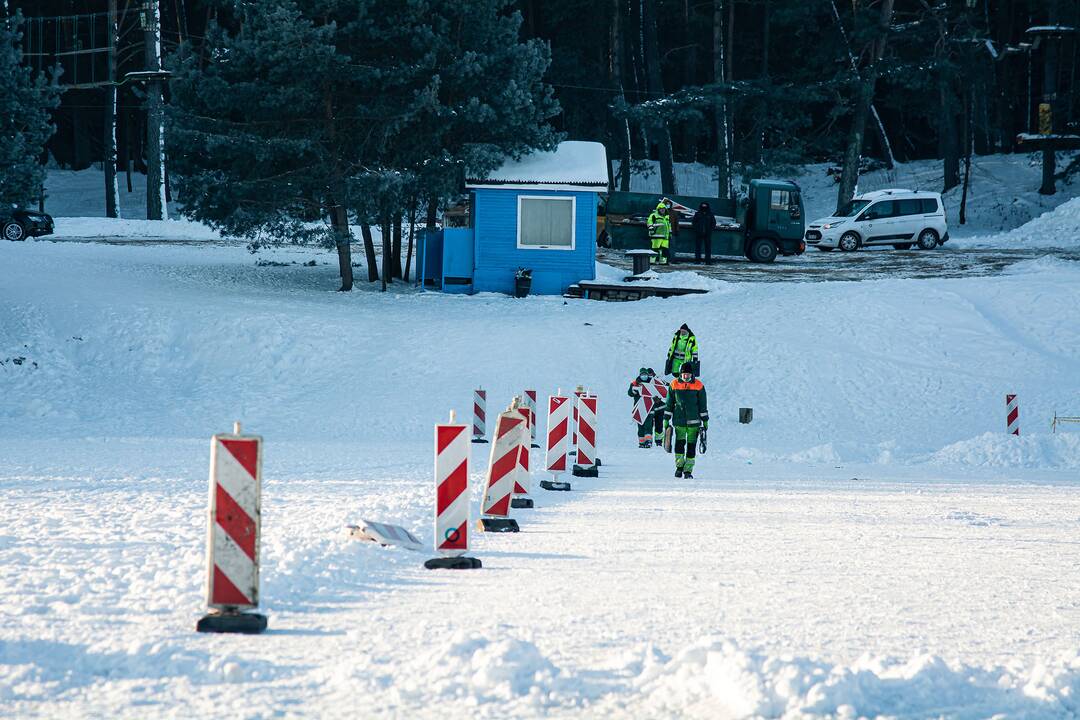 Traktoriaus gelbėjimo operacija