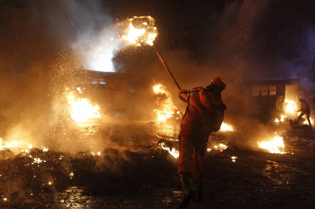 Kijevą drasko mirtini susirėmimai