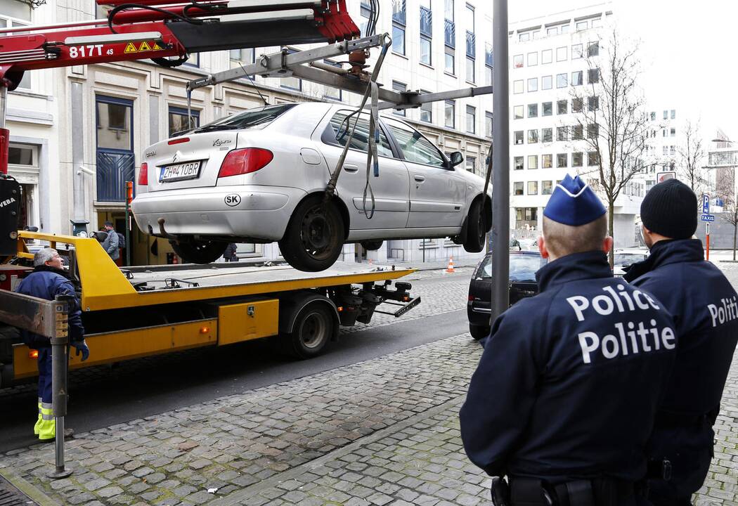 Belgų policija prie Europos Parlamento sulaikė ginkluotą vyrą 