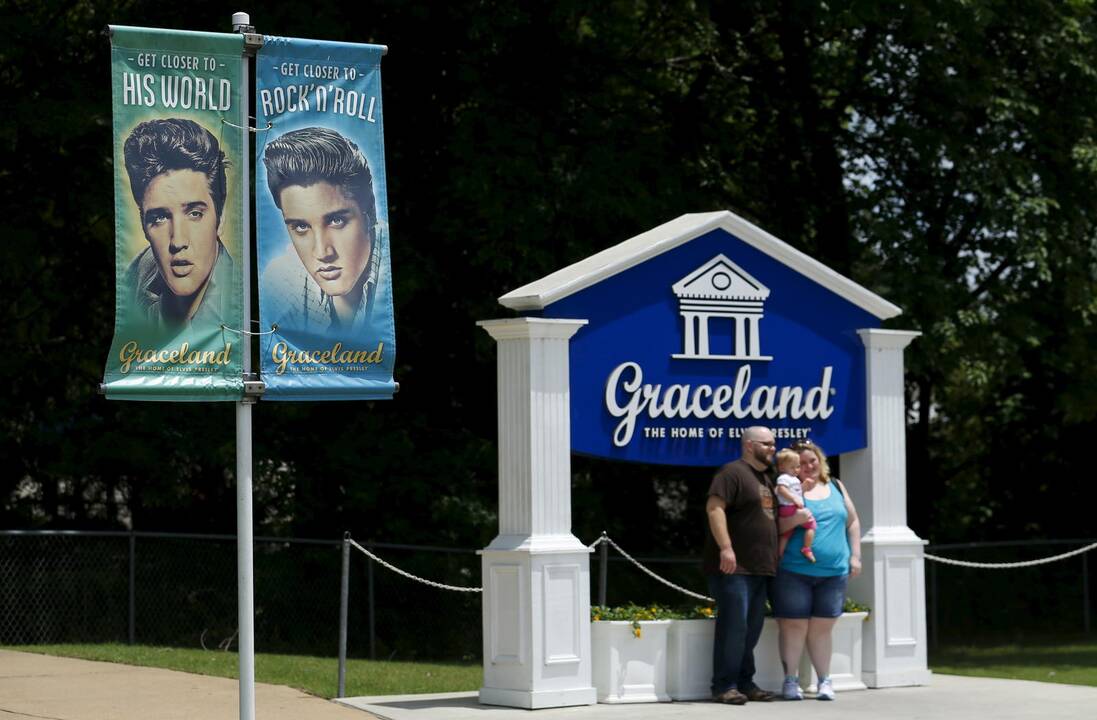 E. Presley namai „Graceland“ sulaukė dvidešimt milijoninio lankytojo