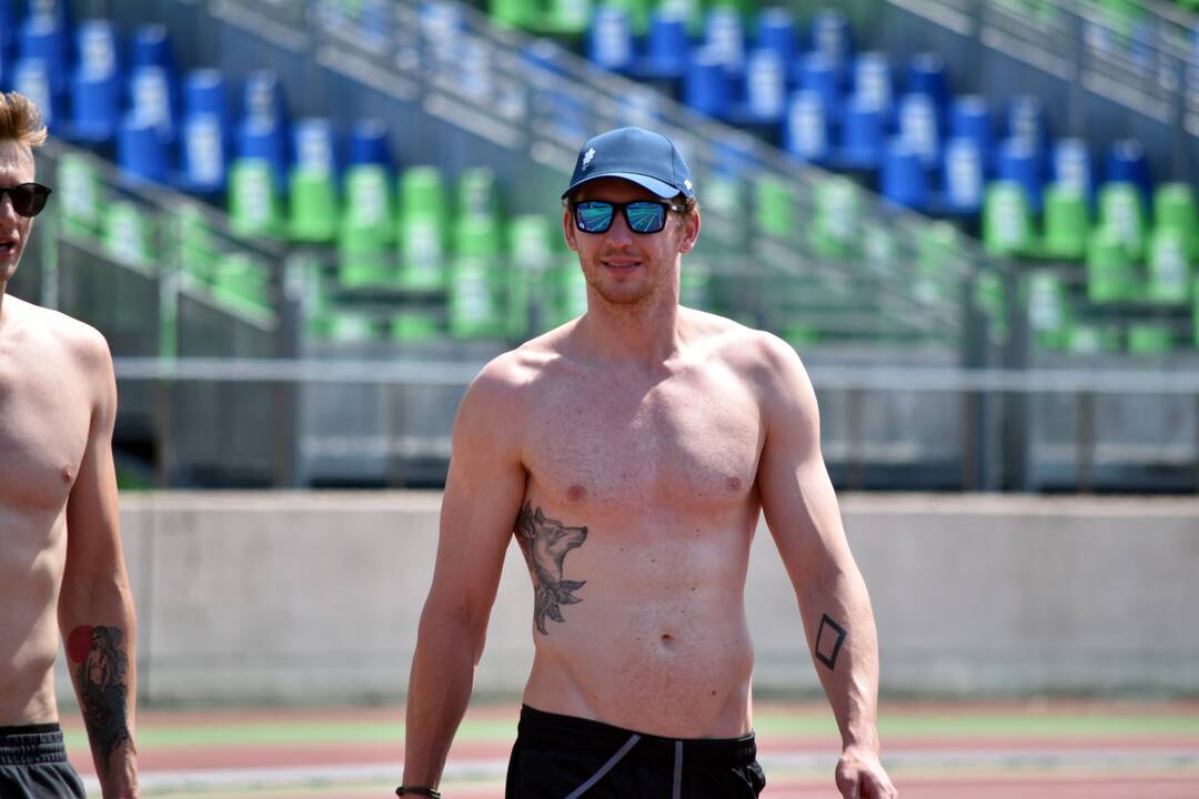 Lietuvos sportininkai Hiracukoje