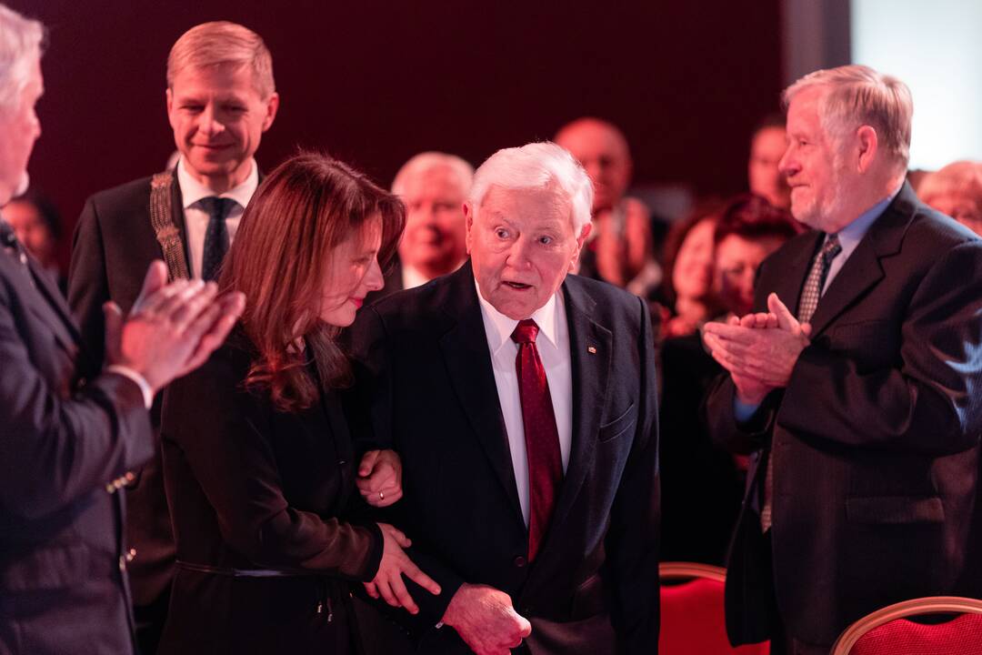 Vilniaus garbės piliečio vardo suteikimo prezidentui V. Adamkui ceremonija