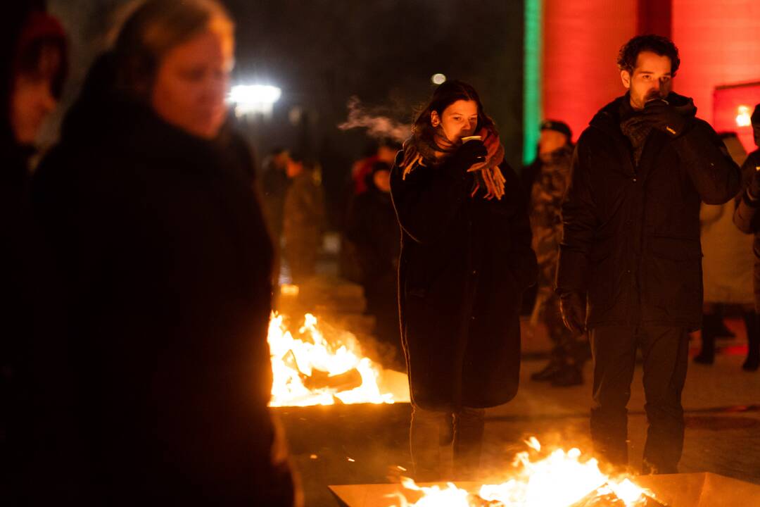 Atminimo laužų uždegimo ceremonija Nepriklausomybės aikštėje