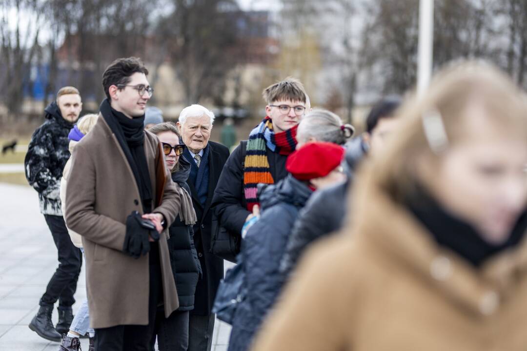 V. Adamkus balsavo išankstiniame II savivaldos rinkimų ture