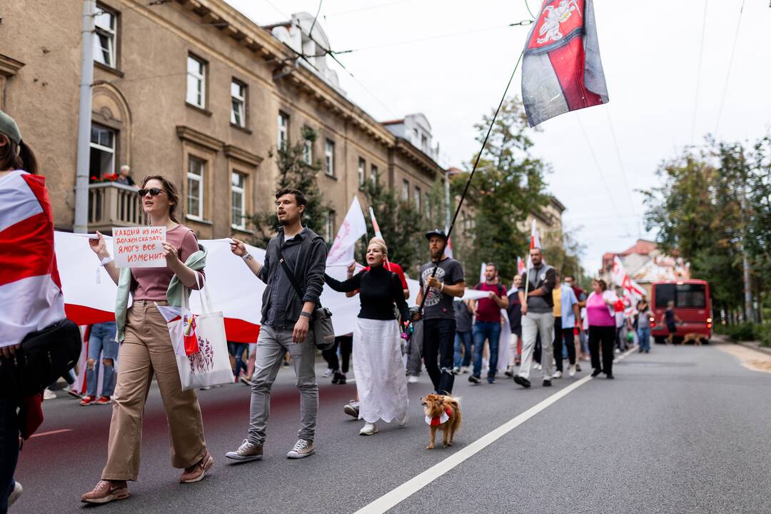 Baltarusių mitingas Katedros aikštėje