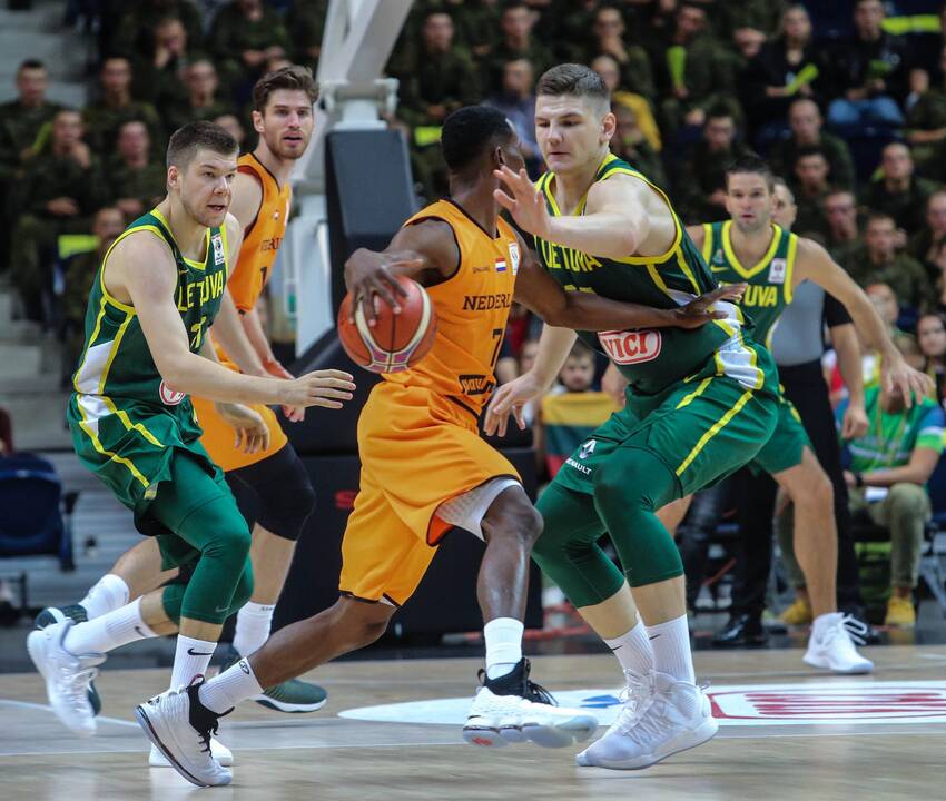 Krepšinis: Lietuva - Olandija 95:93