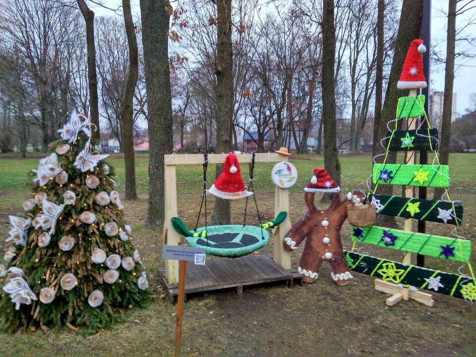 Jonavos Kalėdinių eglučių miestelis