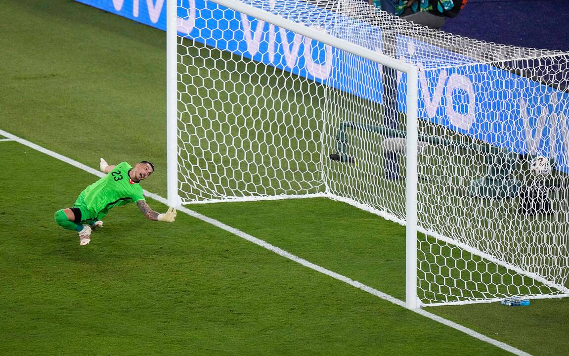 Europos futbolo čempionatas: Turkija – Italija 0:3