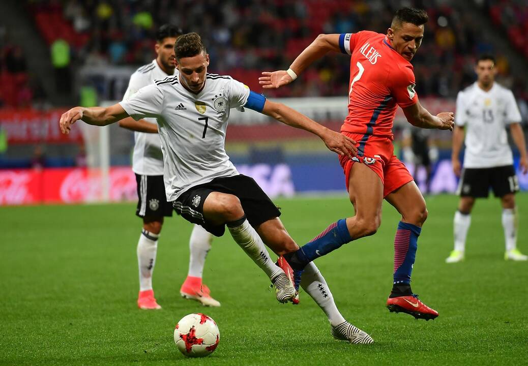 Čilės ir Vokietijos futbolininkai sužaidė lygiosiomis