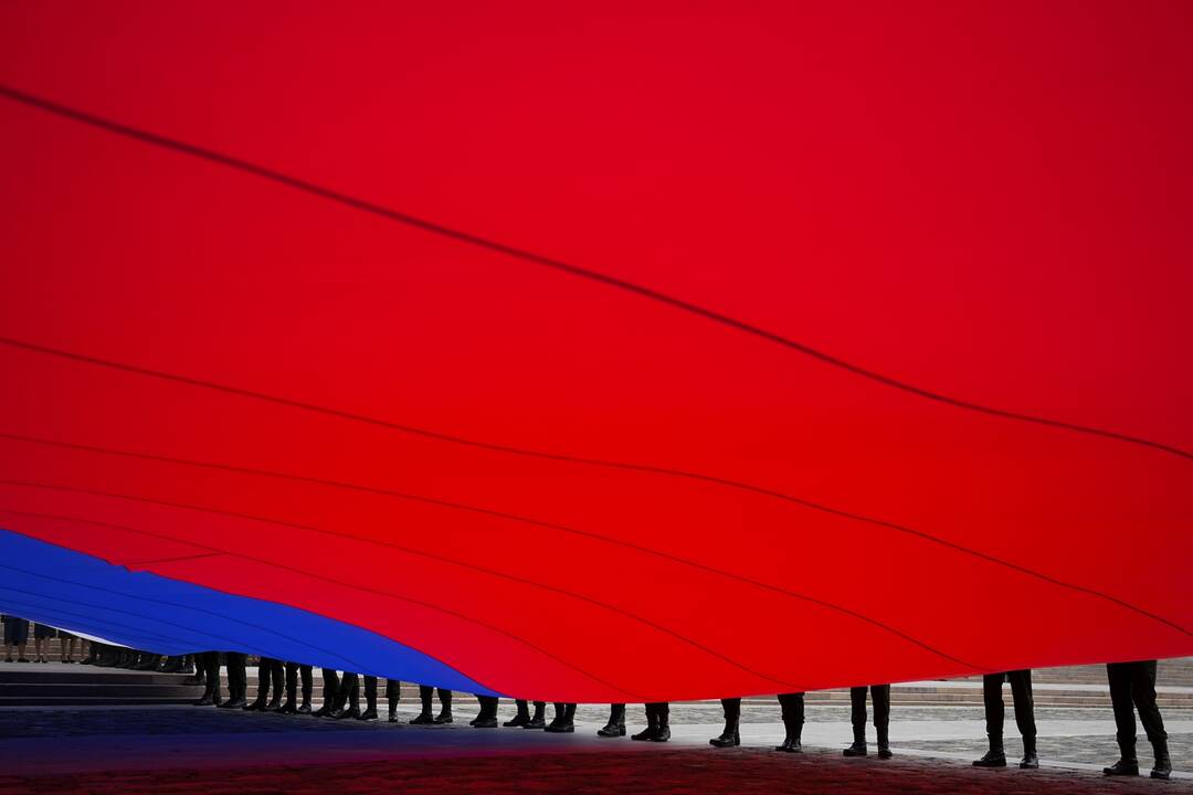 Numuštas dronas sukėlė gaisrą Rusijos regione prie Ukrainos sienos