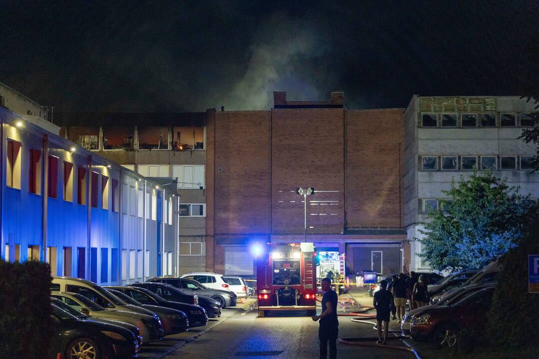 Didelis gaisras Piliakalnio gatvėje
