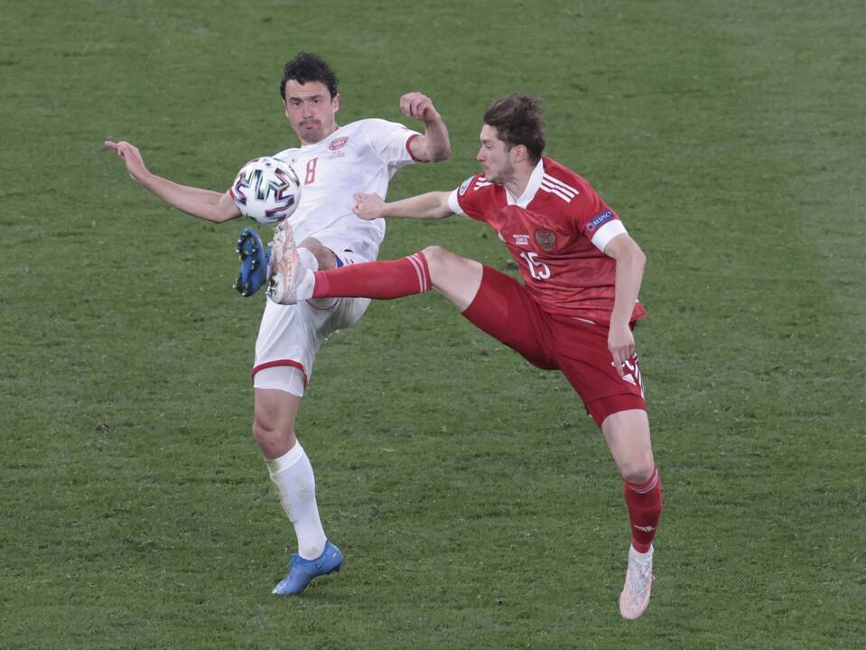 Europos futbolo čempionatas: Rusija–Danija 1:4