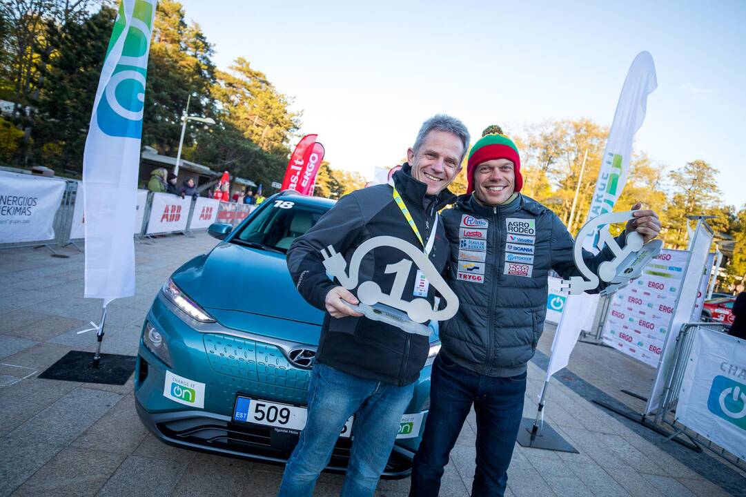 Elektromobilių varžybos „Charge it on! Vilnius – Palanga”  