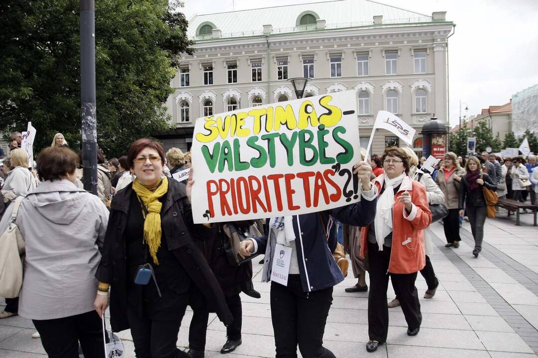 Švietimo profsąjunga prašo STT įvertinti etatinio apmokėjimo modelį