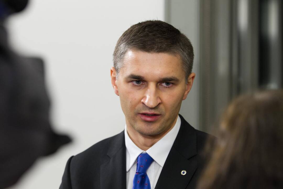 Nors dujos buitiniams vartotojams pigtų, iš Stokholmo arbitražo trauktis neketinama