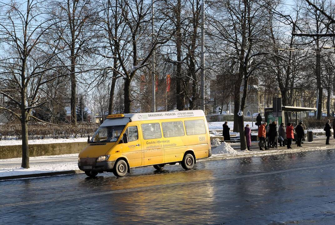 Alytuje vežėjai reikalauja kelti bilietų kainas 