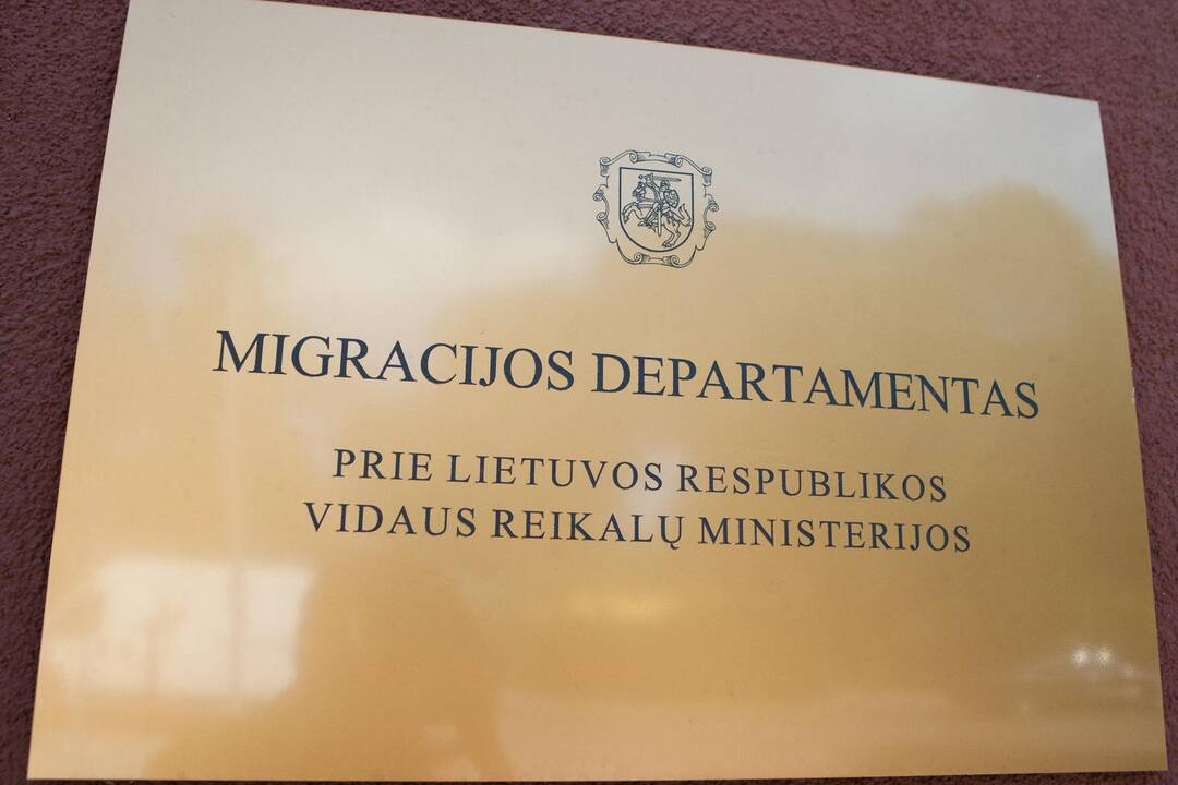 Migracijos departamento skyriai nuo ateinančios savaitės atnaujina piliečių priėmimą gyva eile