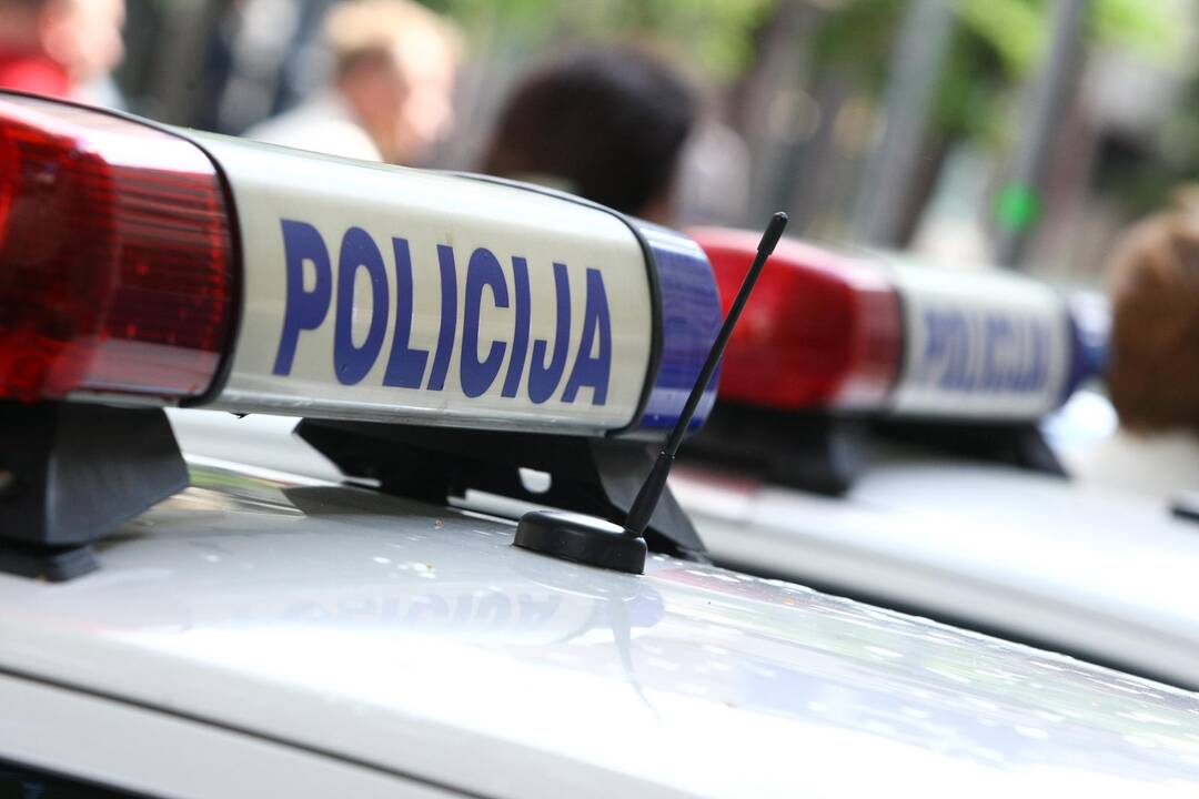 Išaiškėjo klasta dėl pavogtos mašinos