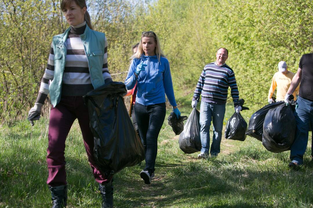 Lietuvoje vyksta tradicinė aplinkos tvarkymo akcija „Darom“