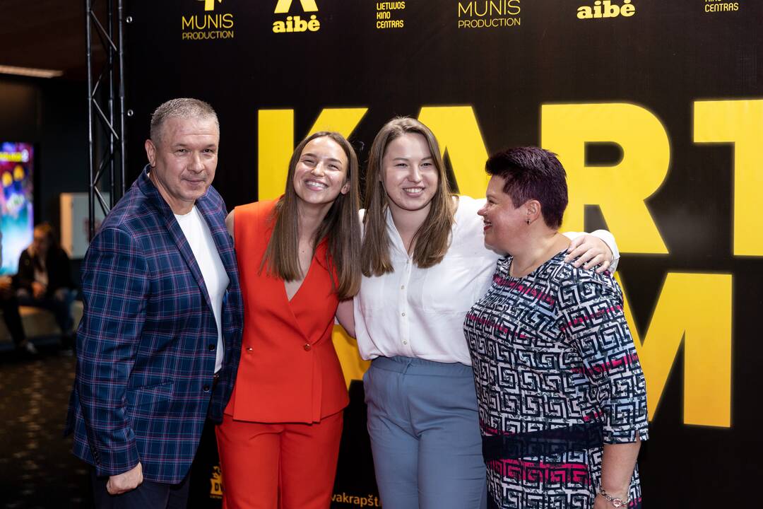 Filmo „Kartą kaime“ premjera
