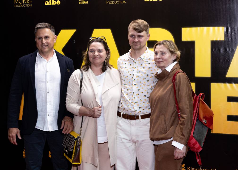 Filmo „Kartą kaime“ premjera