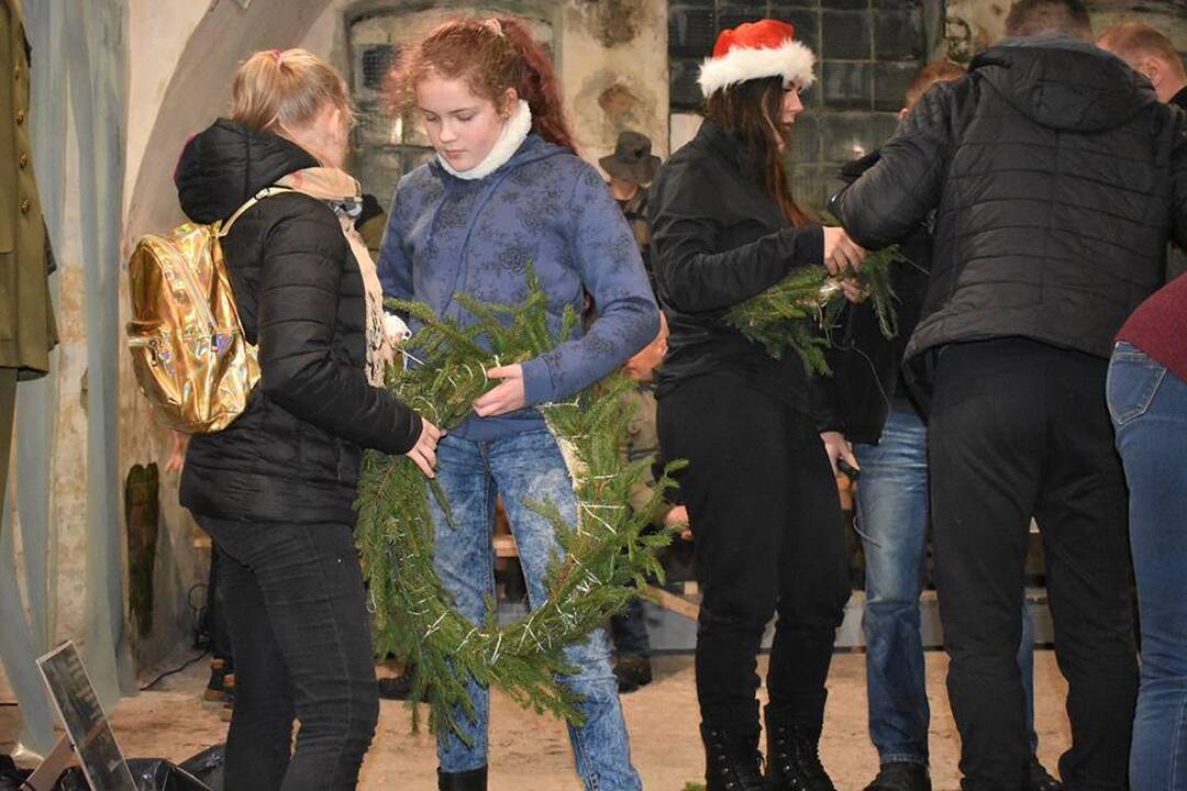 Adventinių vainikėlių dirbtuvės ir Adventinė vakarienė