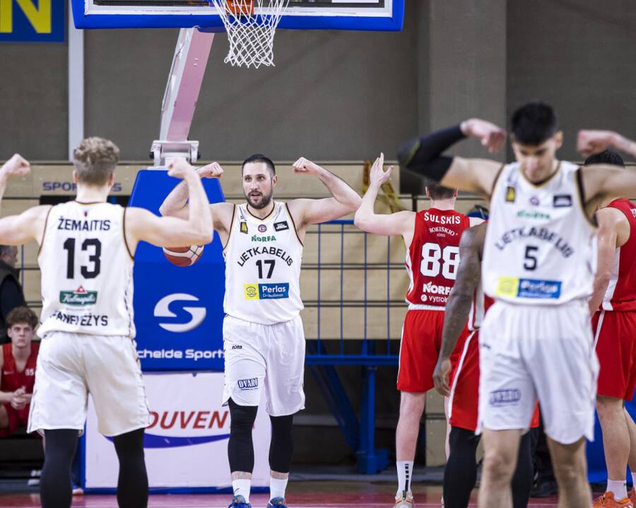 Visą mačą Utenoje kontroliavęs „Lietkabelis“ – per žingsnį nuo pusfinalio