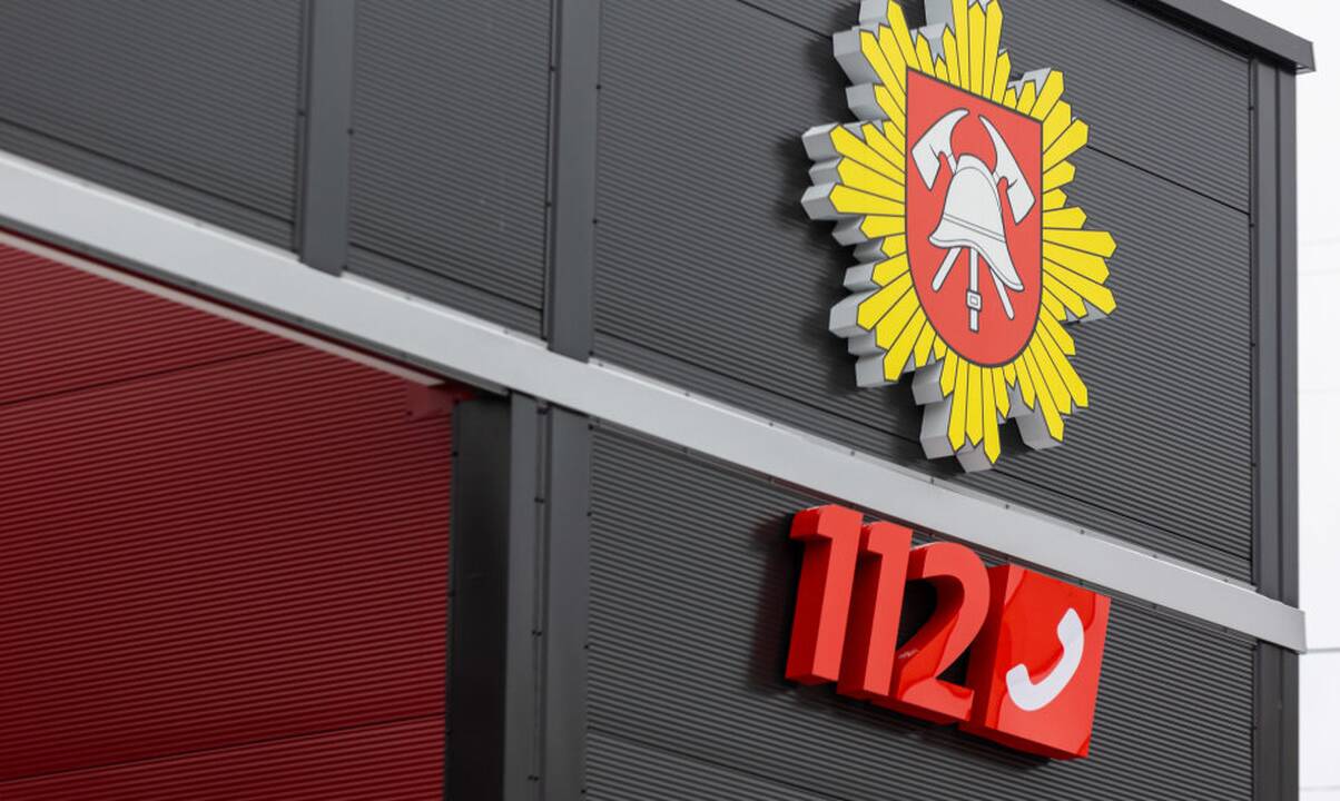 Vilniuje įtariamas padegimas buitinės technikos surinkimo patalpoje