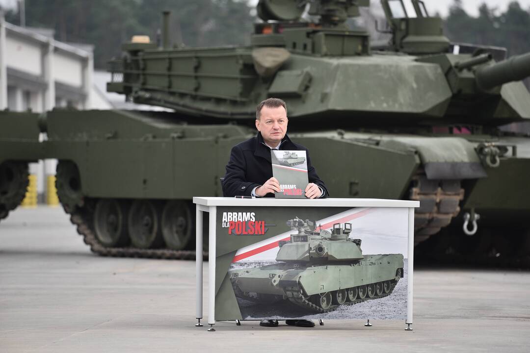 Lenkija iš Jungtinių Valstijų perka 116 tankų „Abrams“