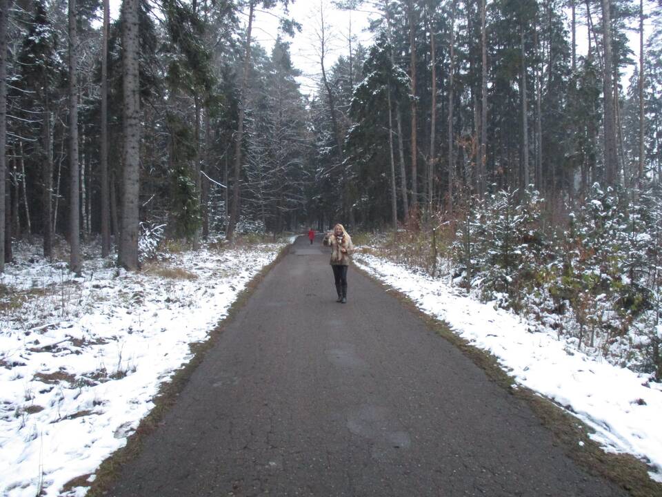 Eismo sąlygas sunkina lijundra ir snygis