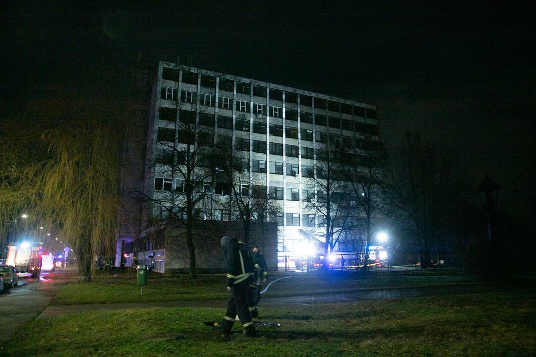 Gaisras Demokratų gatvėje